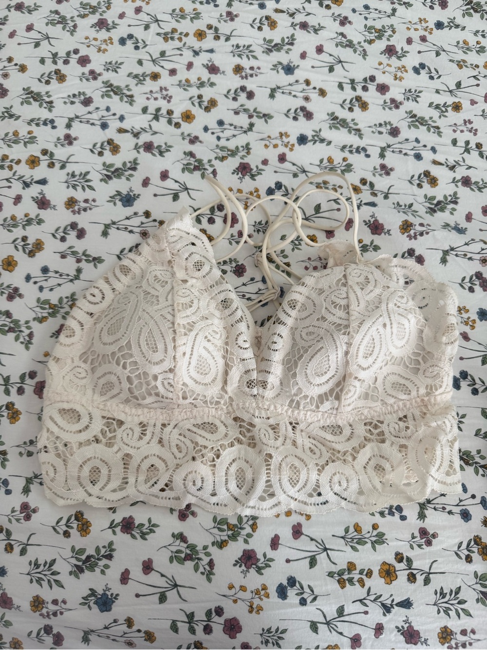 PINK Victoria's Secret Cream Lace Bralette